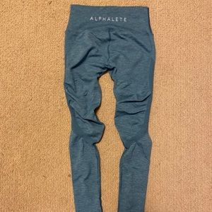 Alphalete aero leggings